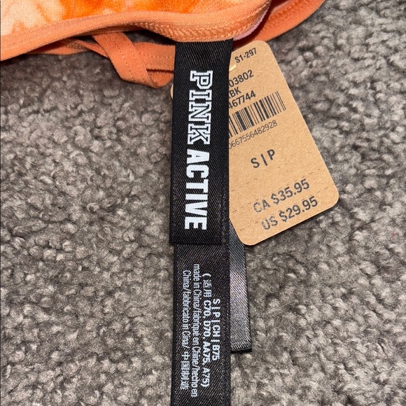 PINK by Victoria's Secret seamless Sports‎ Bra size small - Picture 3 of 3